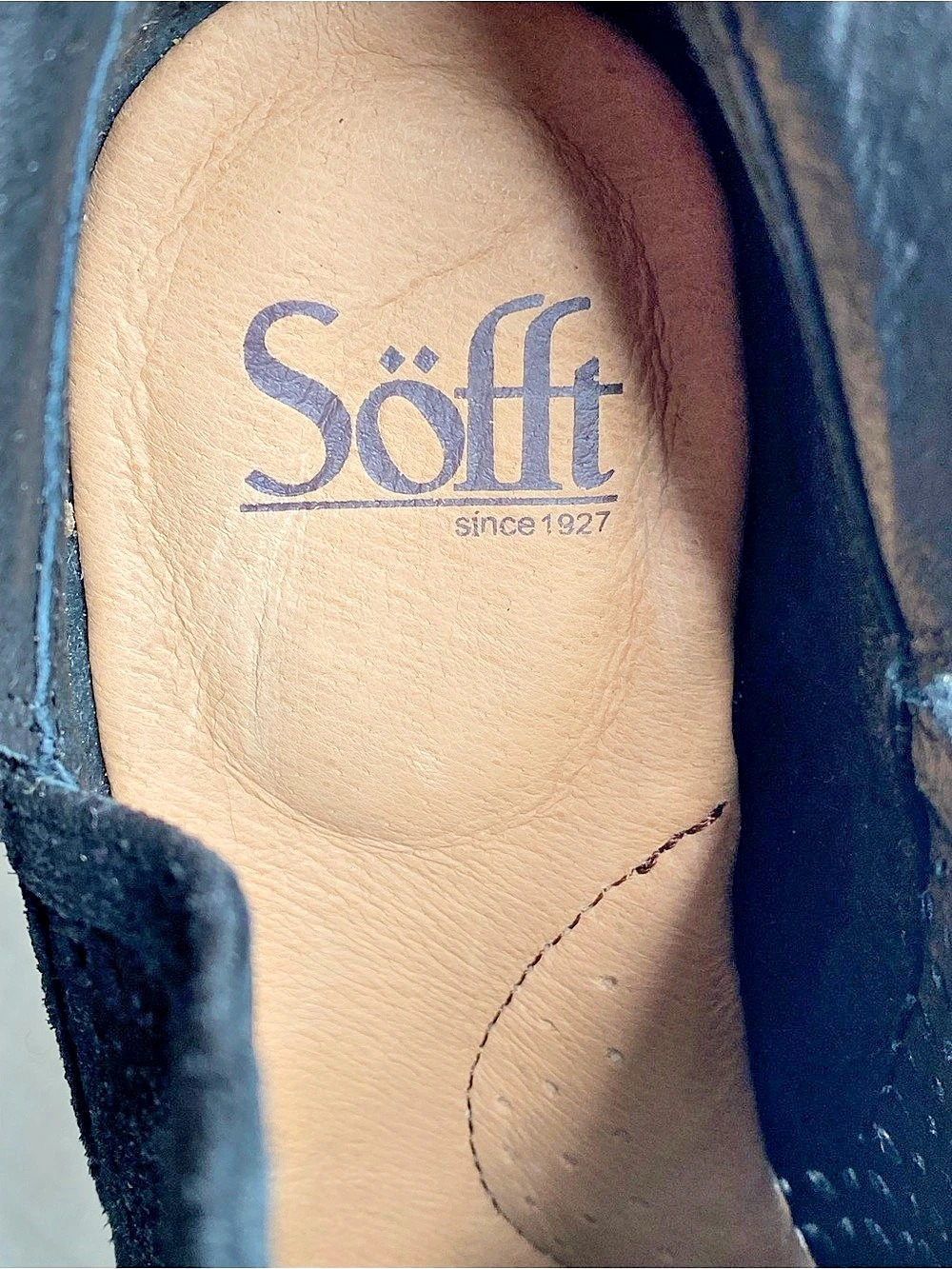 NEW Söfft Black Leather Perforated Cutout Ankle Booties Block Heel Size 7.5 - Picture 7 of 12